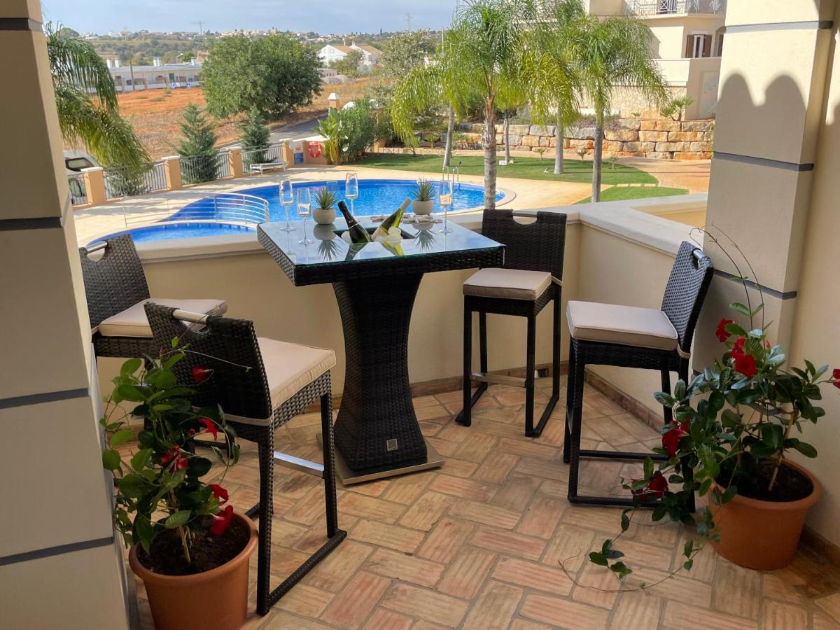 Villa Cascata, 3 Bedroom, Pool, Close To Olhos De Agua Albufeira Exterior photo